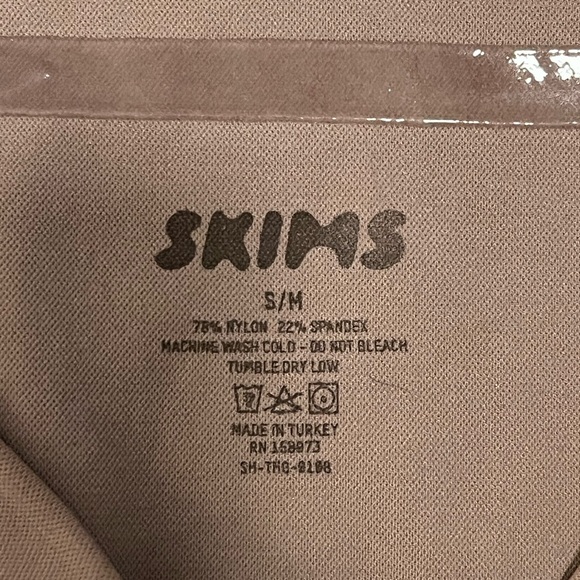 SKIMS core control thong shapewear (S/M) in Umber - Picture 2 of 5